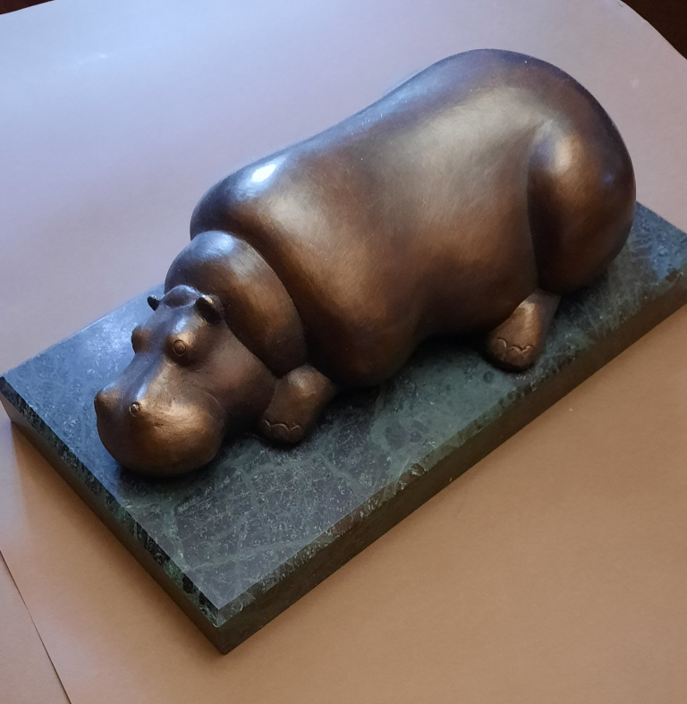 Hippo, 8x25x13, bronze