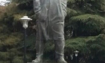 "Vladimir Maiakovski." Bronze, Tbilisi